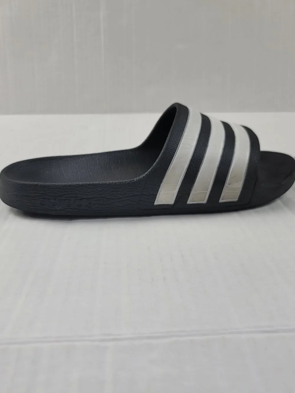 Adidas Adilette Aqua Slides Black White Youth Size 4 Cloudfoam Slip On Sandals